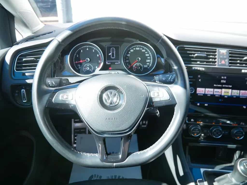 Volkswagen Golf -VII Variant 1.5 Join AHK SHZ NAVI PDC 05/2018-photo-10