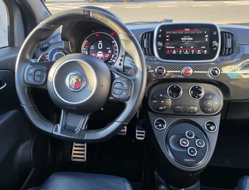 Abarth 695 "Pano"Beats"Special Edition"Rivale 05/2018-photo-9