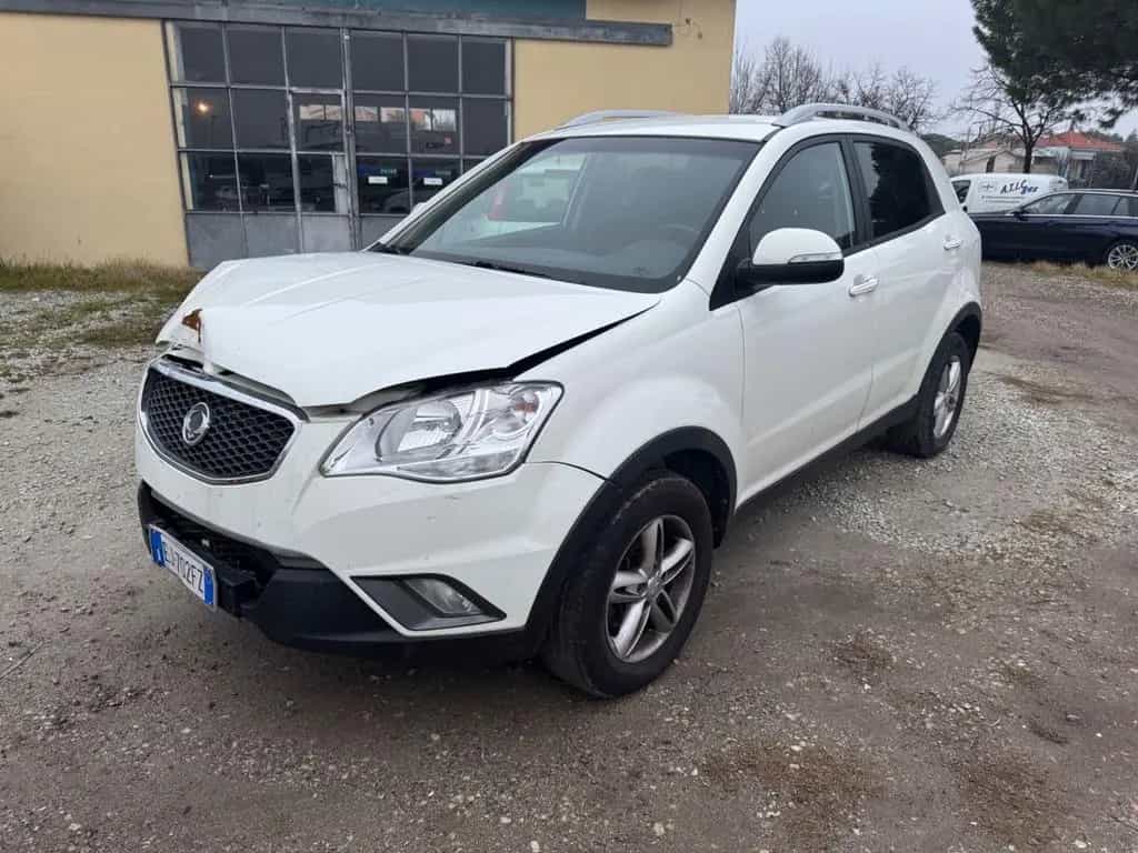 Ssangyong Korando 2.0 e-XDi 175 CV AWD AT Classy 08/2011-photo-1