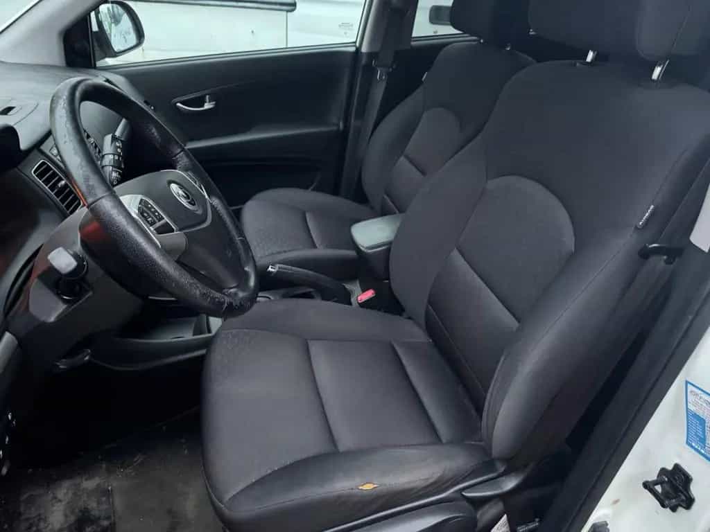 Ssangyong Korando 2.0 e-XDi 175 CV AWD AT Classy 08/2011-photo-4