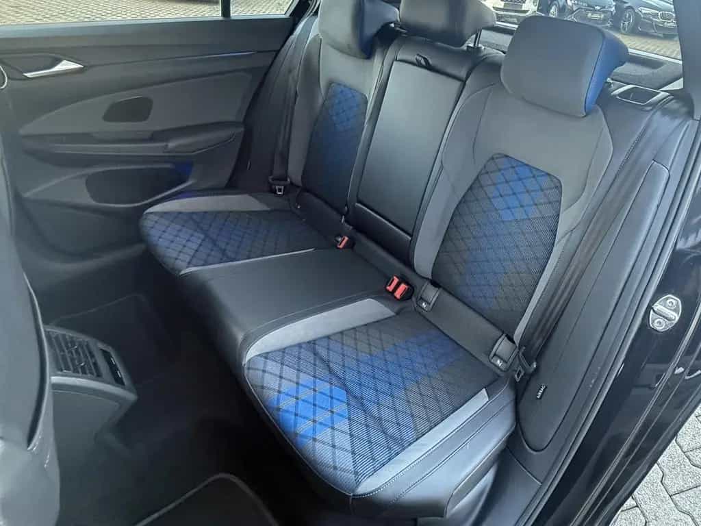 Volkswagen Golf VIII 2.0TSI R 4M LEDER+HUD+IQ-Light+ACC+H&K 08/2022-photo-12