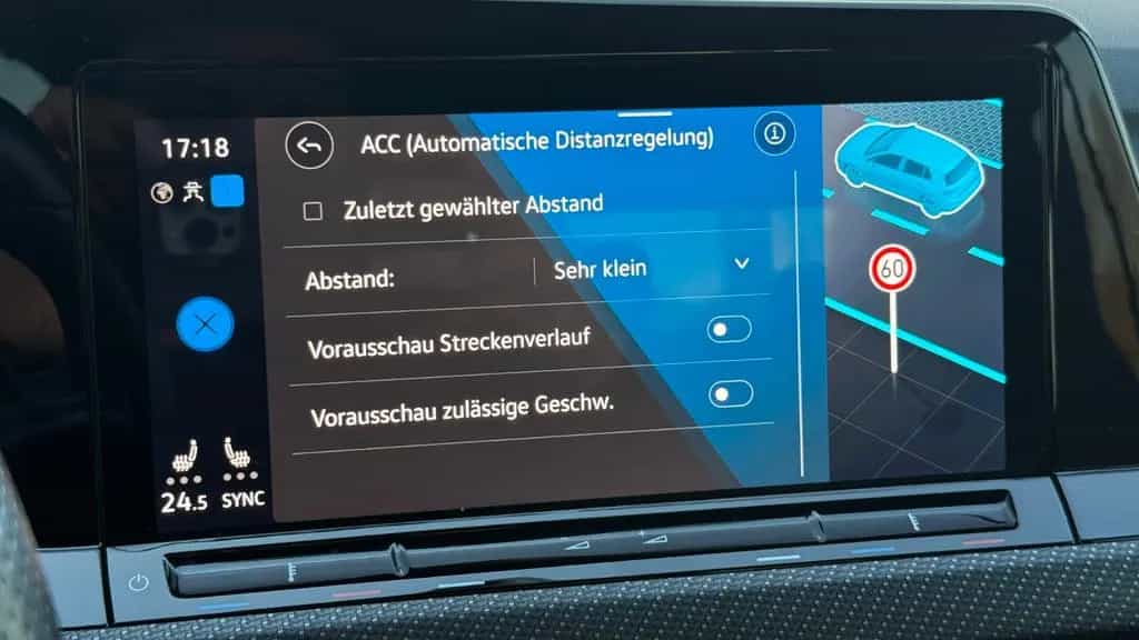 Volkswagen Golf VIII 2.0TSI R 4M LEDER+HUD+IQ-Light+ACC+H&K 08/2022-photo-36