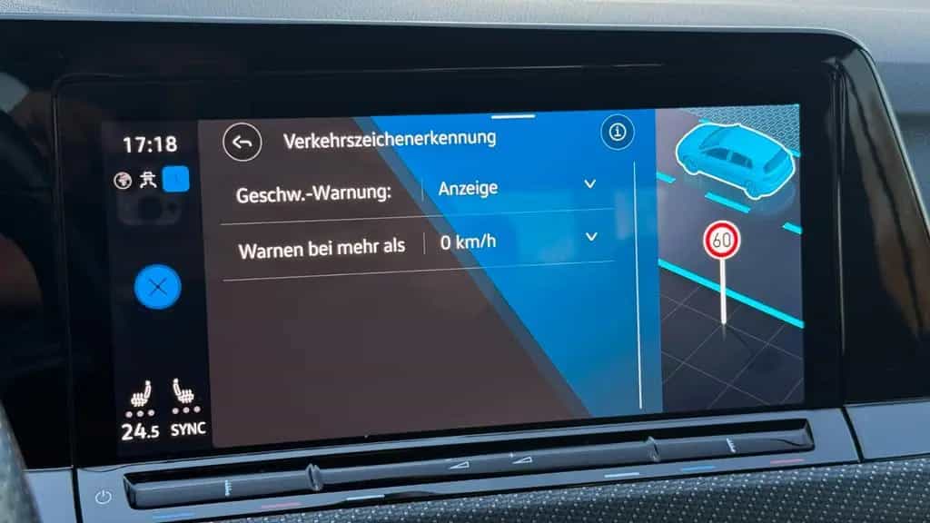 Volkswagen Golf VIII 2.0TSI R 4M LEDER+HUD+IQ-Light+ACC+H&K 08/2022-photo-37