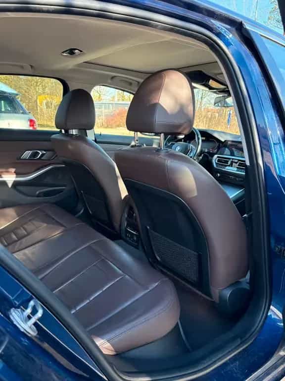 BMW 3 Series 320i xDrive Luxury Line 07/2020-photo-12