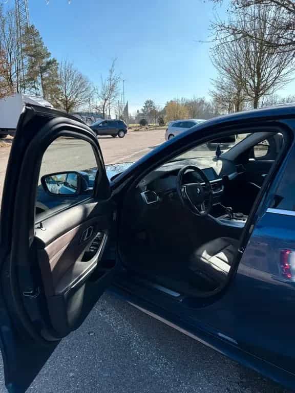 BMW 3 Series 320i xDrive Luxury Line 07/2020-photo-4