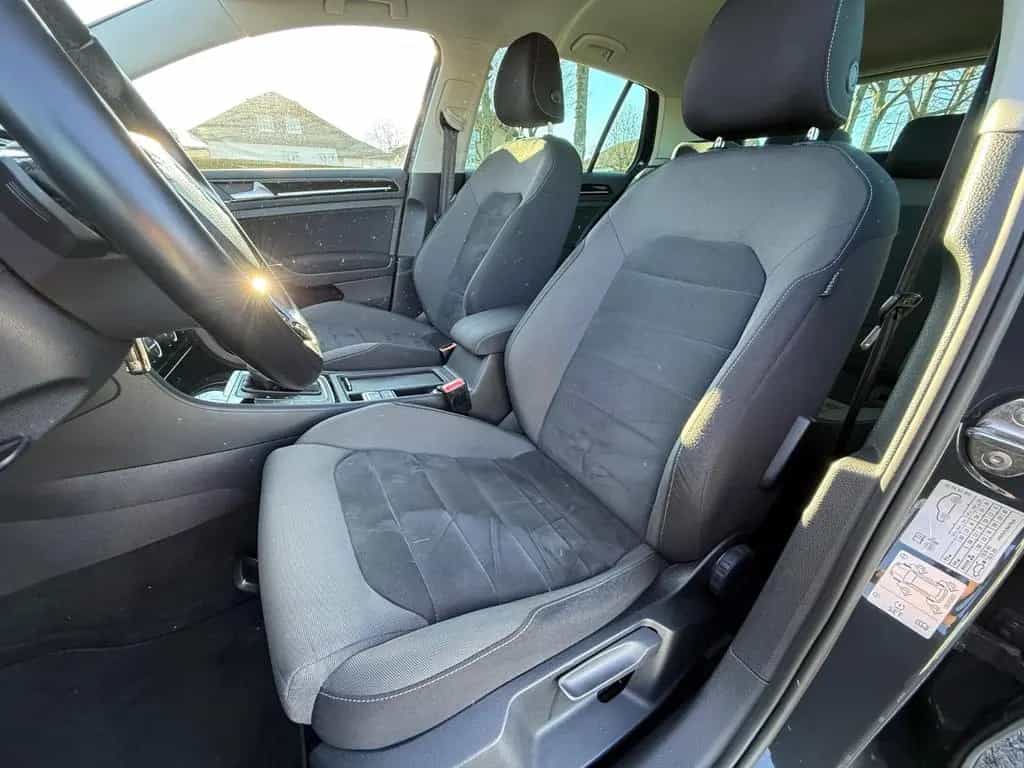 Volkswagen Golf VII 1,5 TSI Lim. R-line Highline 11/2019-photo-20