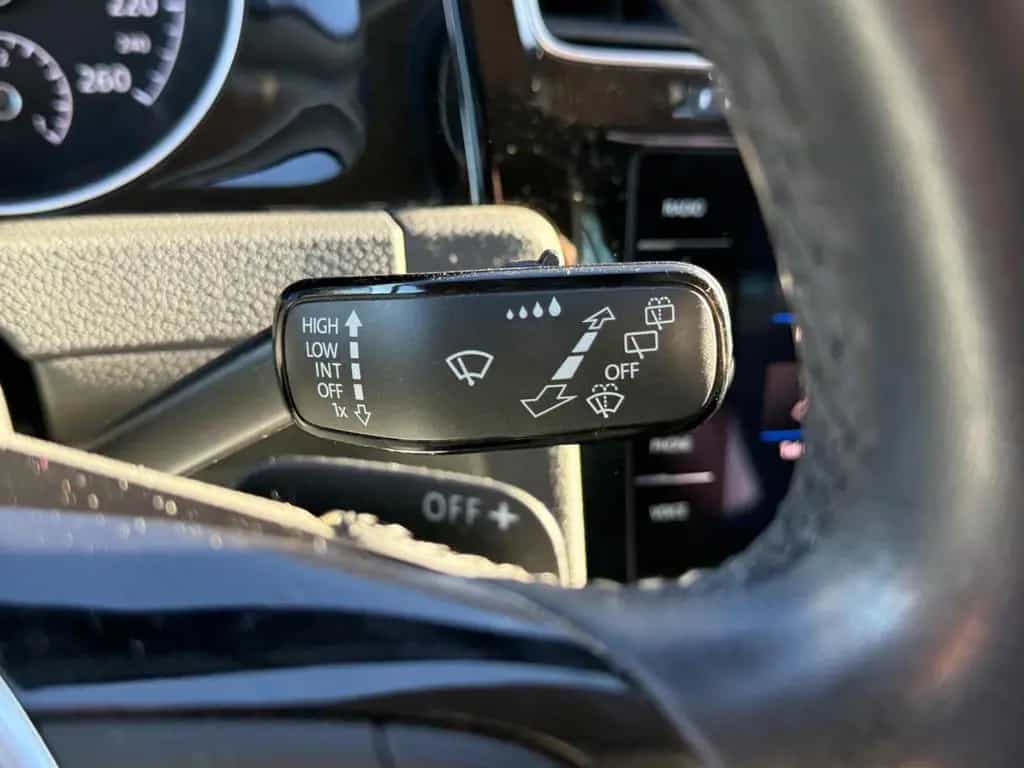Volkswagen Golf VII 1,5 TSI Lim. R-line Highline 11/2019-photo-23