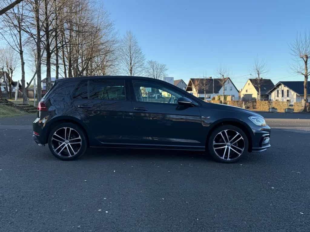 Volkswagen Golf VII 1,5 TSI Lim. R-line Highline 11/2019-photo-3
