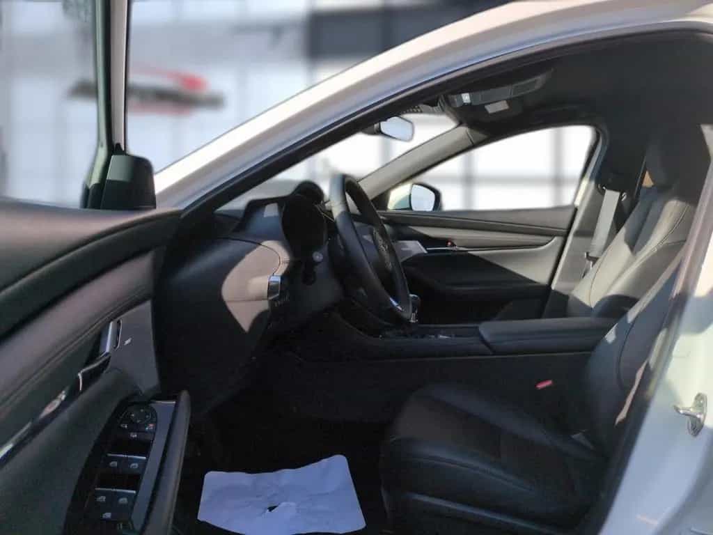 Mazda 3 2.5 e-SKYACTIV-G Takumi FWD Bluetooth Navi LED 04/2025-photo-9