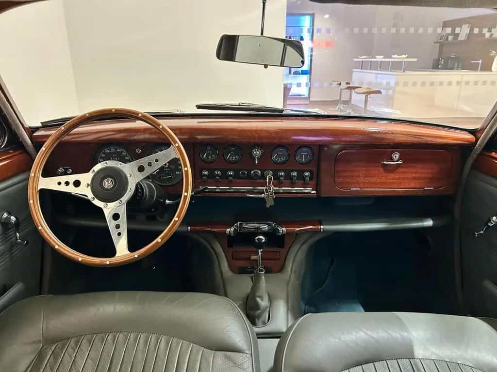 Jaguar S-Type 3.8 S 04/1968-photo-0