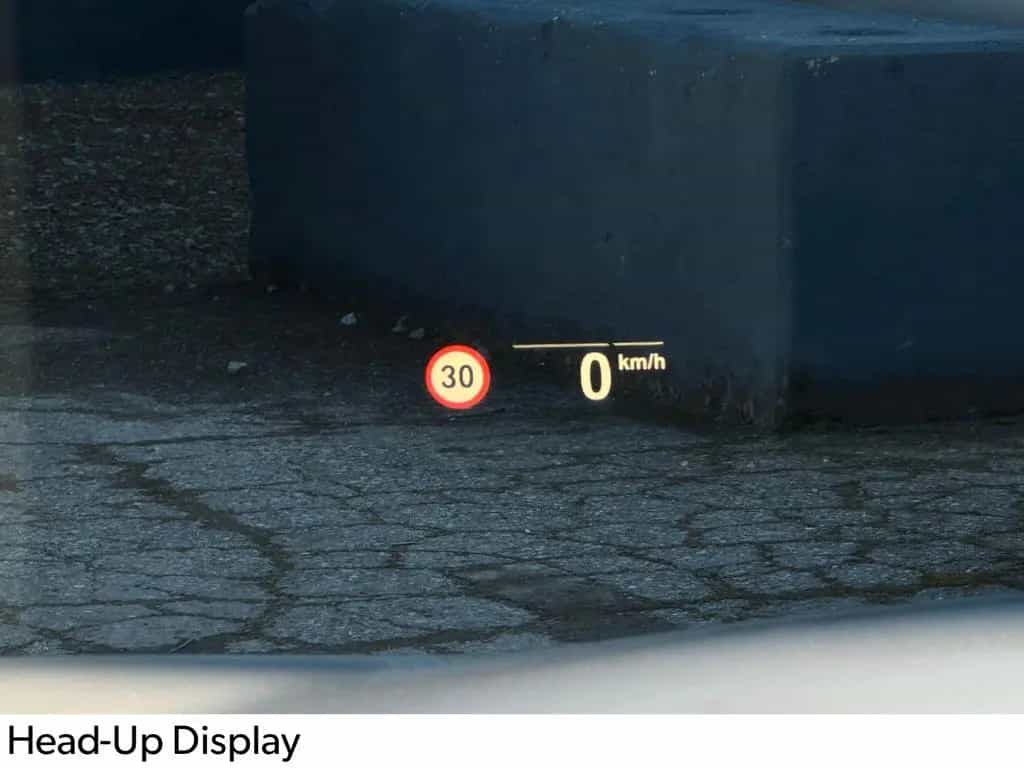 BMW 530 d Touring M Sport Shad HuD H&K LHZ SHZ Leder 11/2022-photo-18