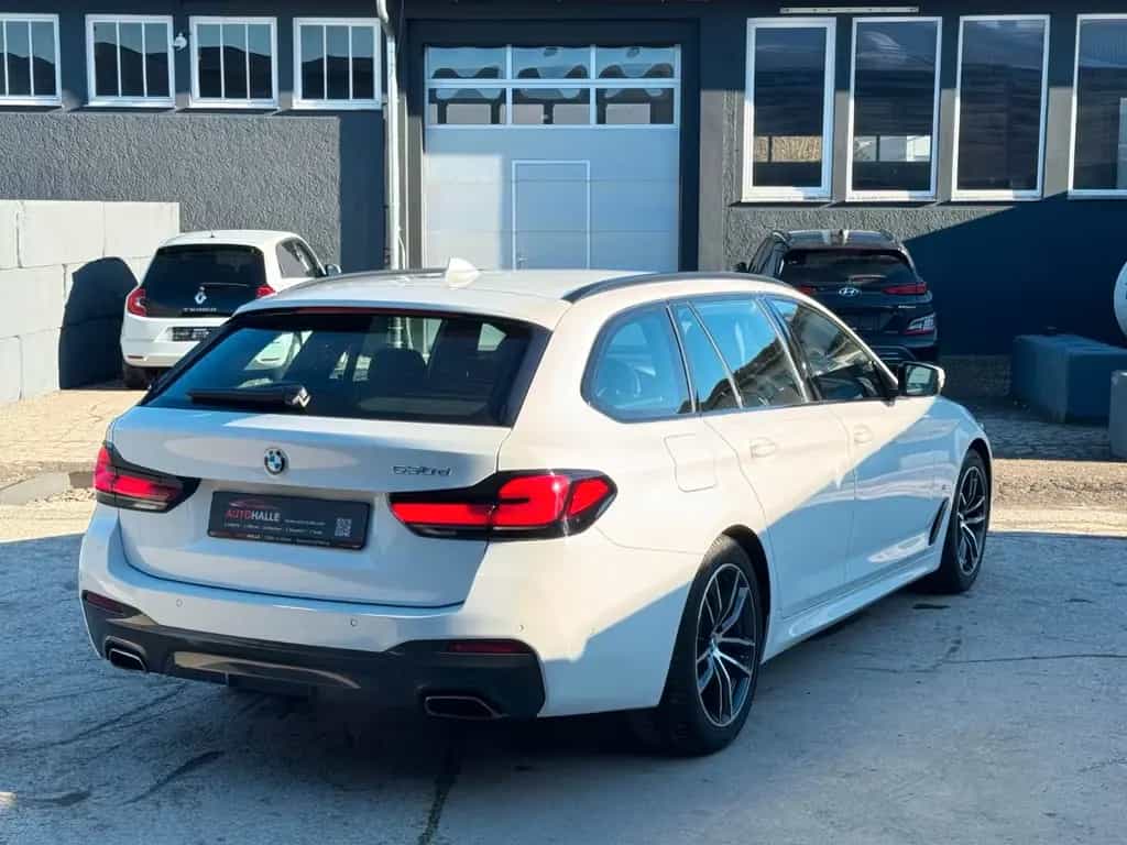 BMW 530 d Touring M Sport Shad HuD H&K LHZ SHZ Leder 11/2022-photo-4