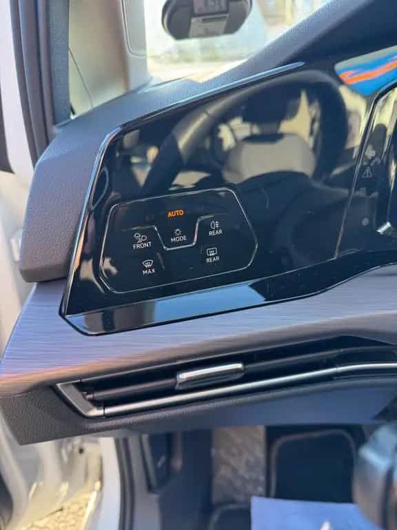 Volkswagen Golf VIII Lim. Style LED Standheizung 08/2021-photo-10