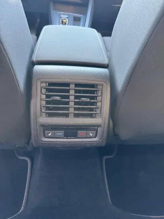 Volkswagen Golf VIII Lim. Style LED Standheizung 08/2021-photo-17