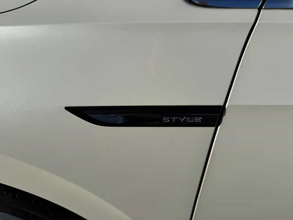 Volkswagen Golf VIII Lim. Style LED Standheizung 08/2021-photo-2