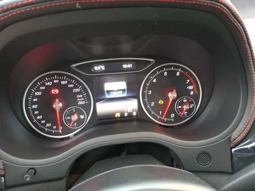 Mercedes-Benz B 220 4MATIC DCT AMG Line Xenon Bluetooth PDC MP 10/2015-photo-8
