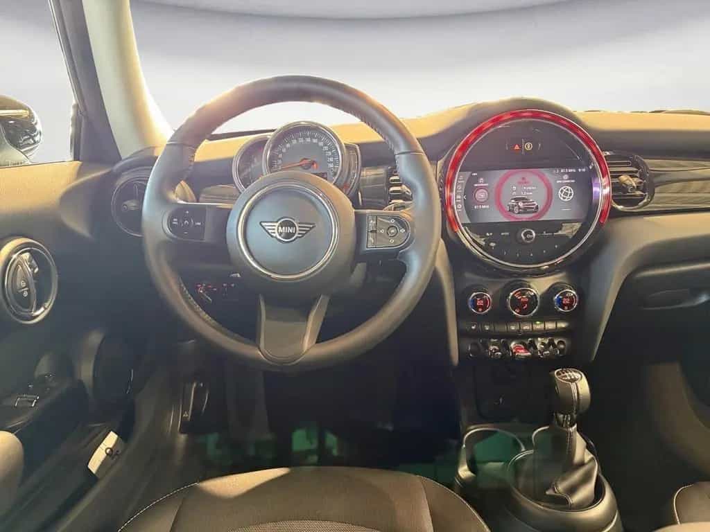 MINI Cooper Essential Trim LED Sitzheizung 02/2023-photo-9