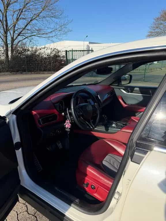 Maserati Levante Diesel 3.0 V6 4x4 - STERNENHIMMEL 12/2016-photo-8