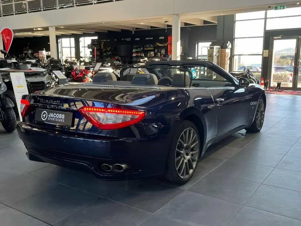 Maserati GranCabrio S Navi Vollleder Klima Einparkhilfe 05/2011-photo-17
