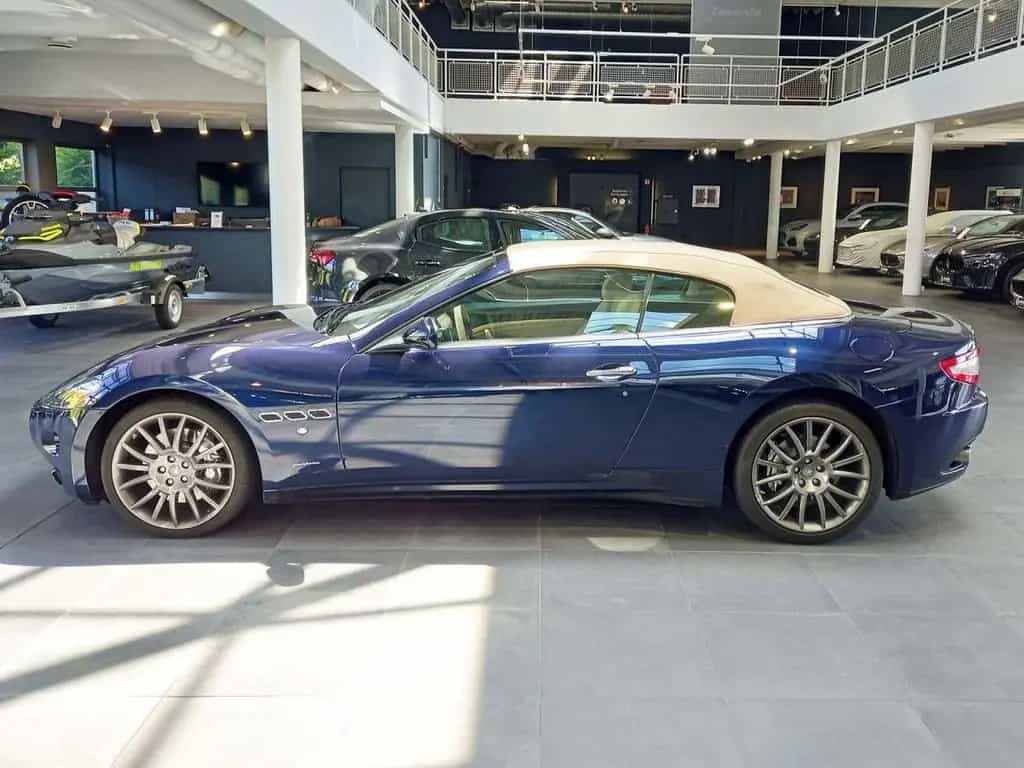 Maserati GranCabrio S Navi Vollleder Klima Einparkhilfe 05/2011-photo-21