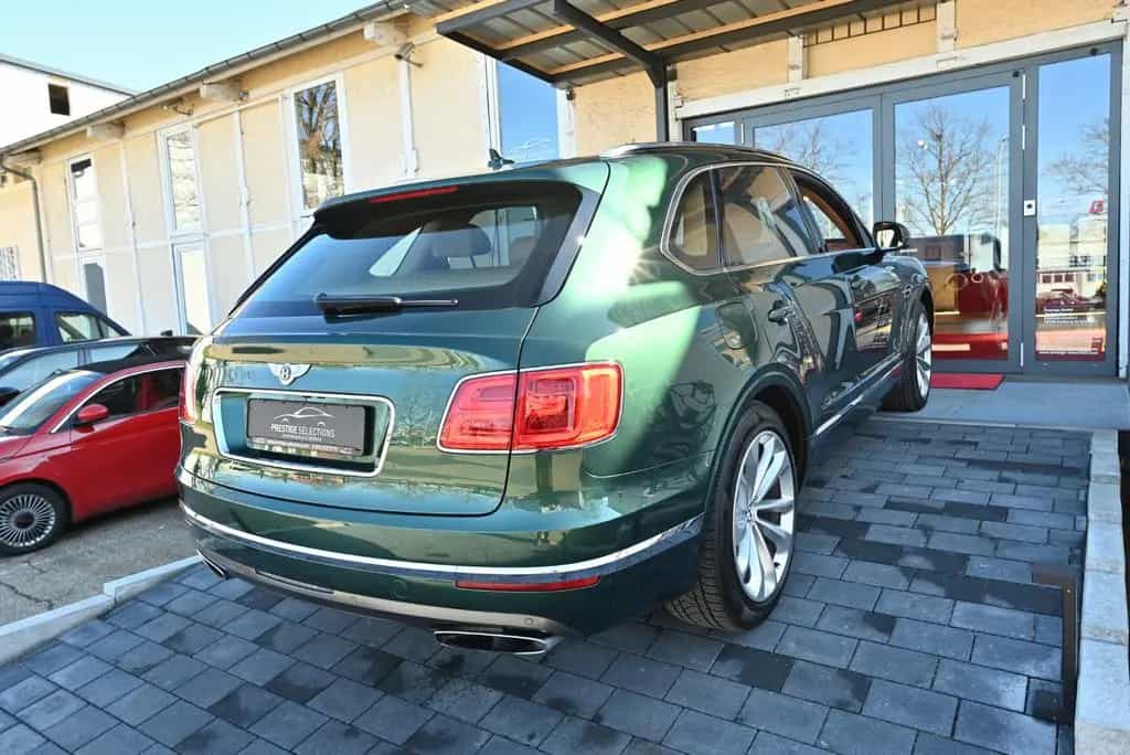 Bentley Bentayga W12/1A Zustand/Nur Bentley/RSE/ACC/Alle 09/2016-photo-29
