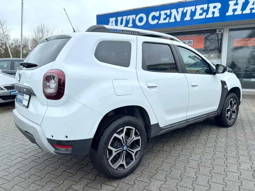 Dacia Duster II Celebration*Navi*360*S-Heft*1-Hand 08/2020-photo-15