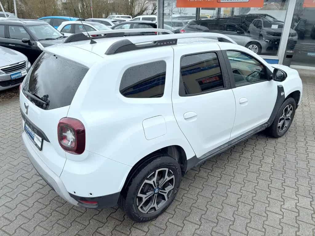 Dacia Duster II Celebration*Navi*360*S-Heft*1-Hand 08/2020-photo-16