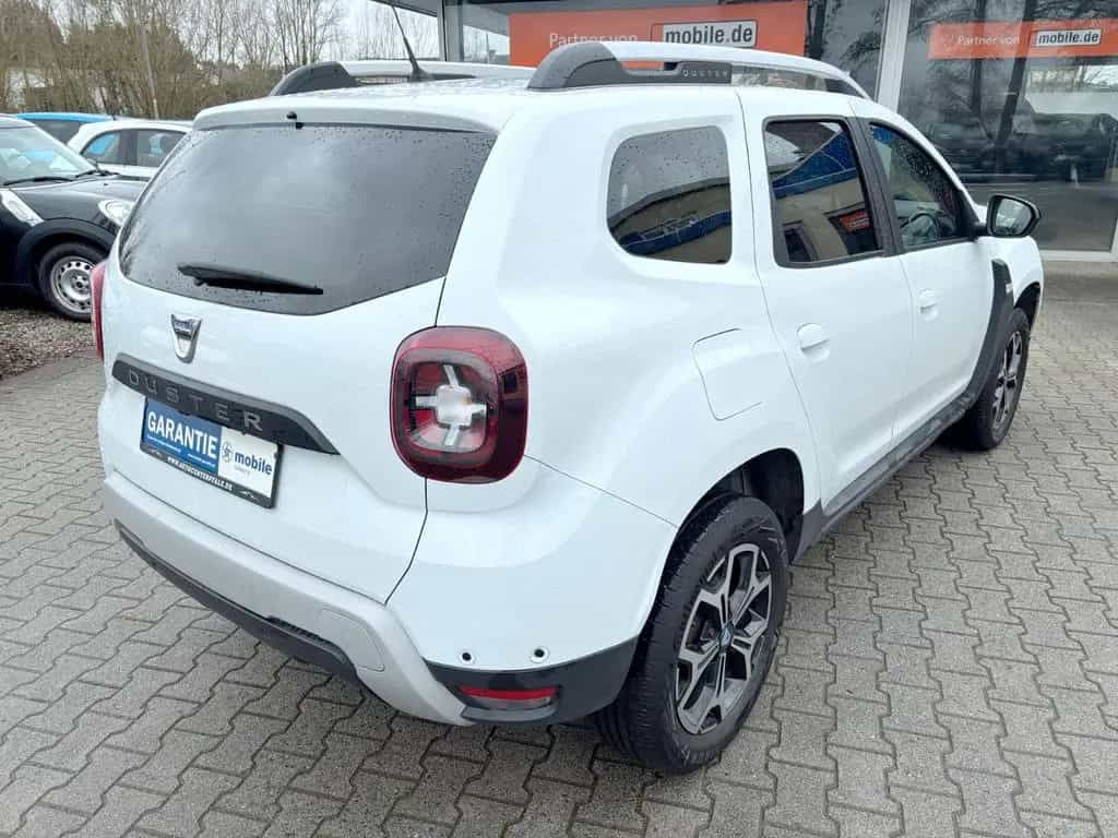 Dacia Duster II Celebration*Navi*360*S-Heft*1-Hand 08/2020-photo-17