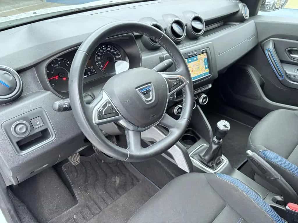 Dacia Duster II Celebration*Navi*360*S-Heft*1-Hand 08/2020-photo-34