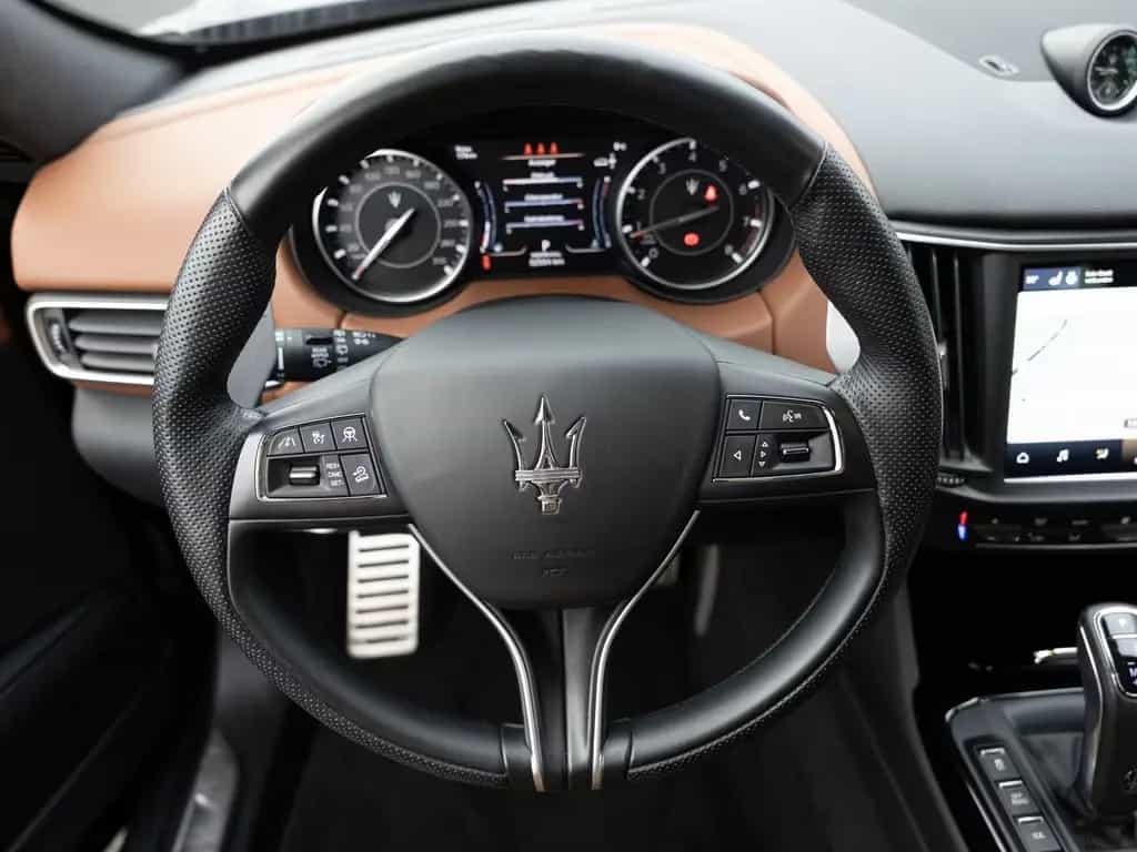 Maserati Levante Modena S MATRIX-LED ACC NAVI KAMERA SHZ 10/2022-photo-13