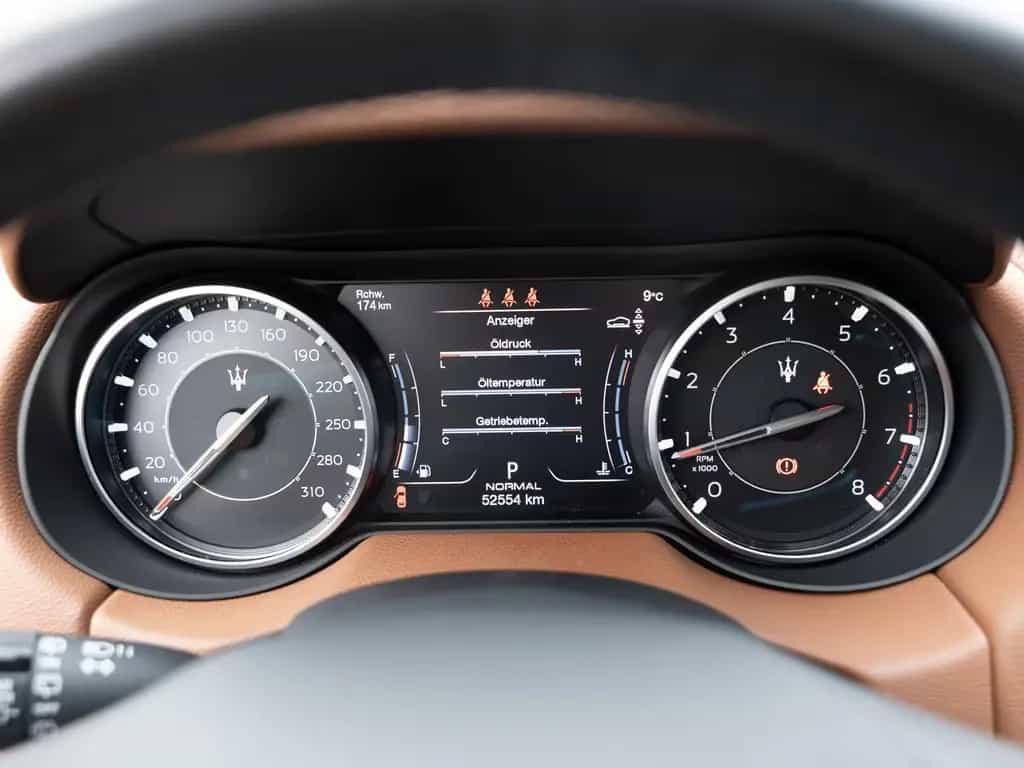Maserati Levante Modena S MATRIX-LED ACC NAVI KAMERA SHZ 10/2022-photo-14
