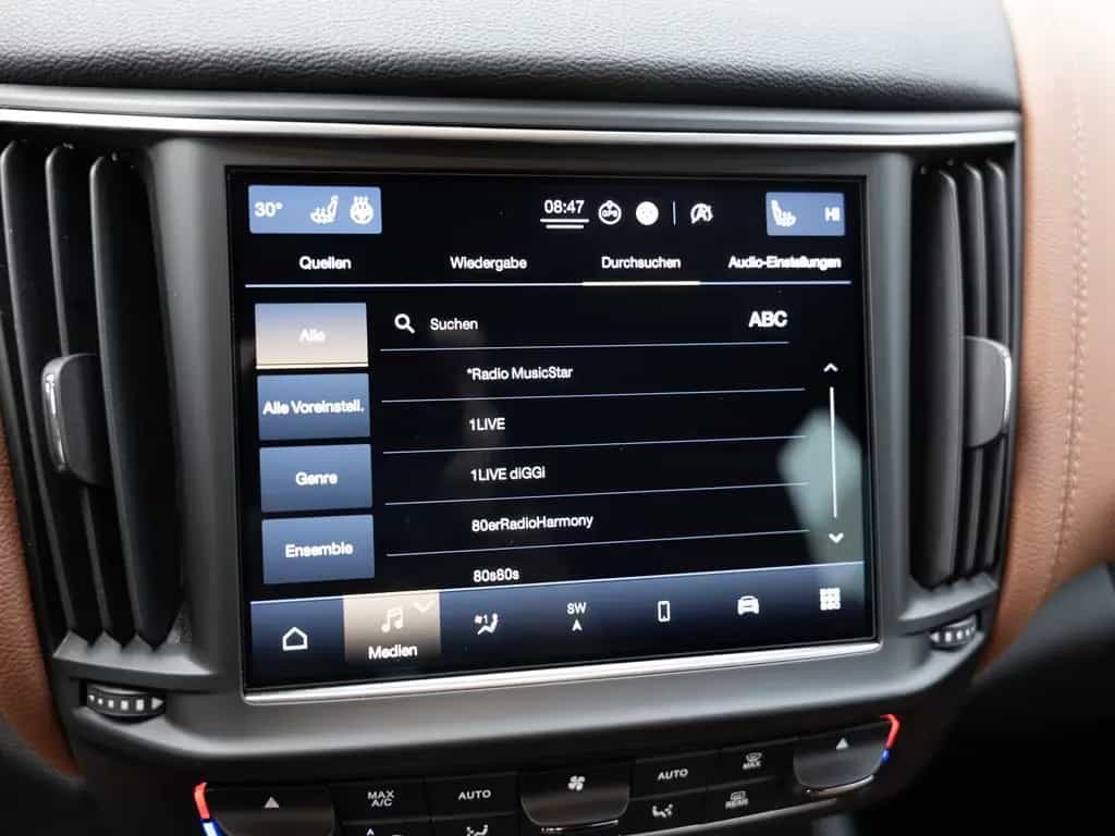 Maserati Levante Modena S MATRIX-LED ACC NAVI KAMERA SHZ 10/2022-photo-16