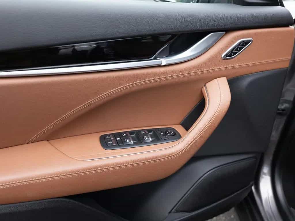 Maserati Levante Modena S MATRIX-LED ACC NAVI KAMERA SHZ 10/2022-photo-26
