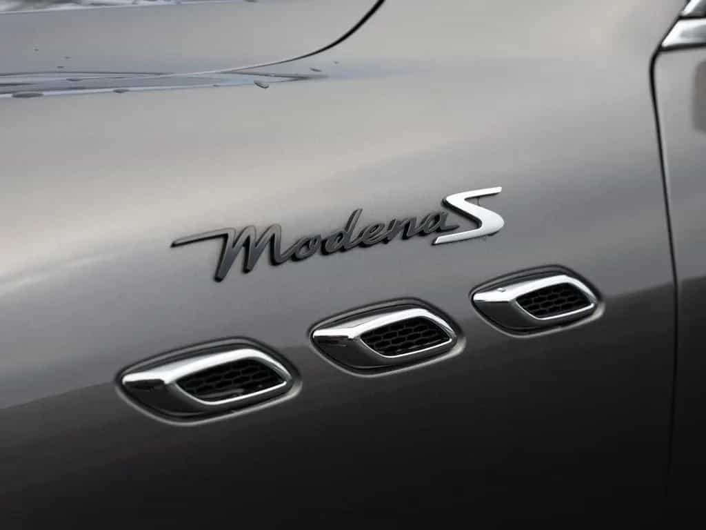 Maserati Levante Modena S MATRIX-LED ACC NAVI KAMERA SHZ 10/2022-photo-27
