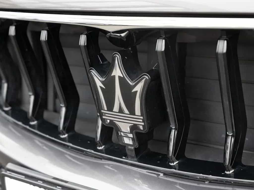 Maserati Levante Modena S MATRIX-LED ACC NAVI KAMERA SHZ 10/2022-photo-28