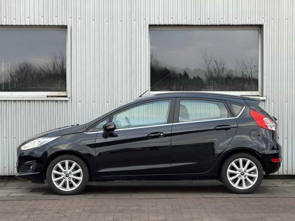 Ford Fiesta Titanium LED Sitzheizung 1 Hand 02/2017-photo-4