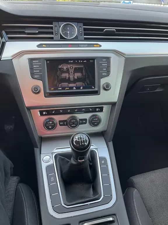Volkswagen Passat neu Inspektion/Tüv/Baterie/Ölservice Passat B8 02/2017-photo-6