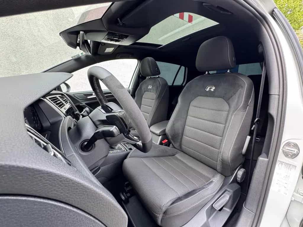 Volkswagen Golf 7 R*BMT*4MOTION*R-CAM*SHZ*SCHIEB-D*PDC*XEN* 06/2019-photo-11