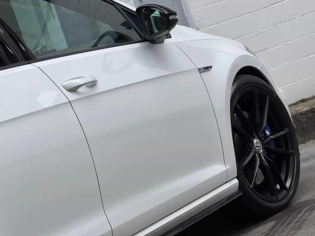 Volkswagen Golf 7 R*BMT*4MOTION*R-CAM*SHZ*SCHIEB-D*PDC*XEN* 06/2019-photo-4