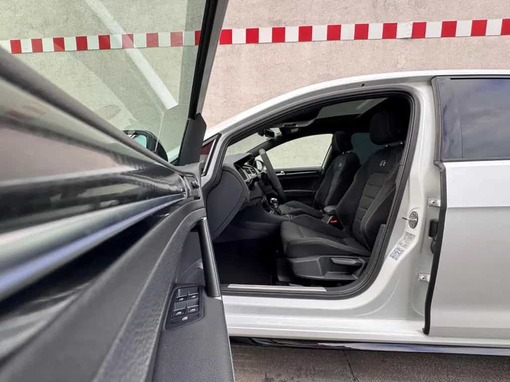 Volkswagen Golf 7 R*BMT*4MOTION*R-CAM*SHZ*SCHIEB-D*PDC*XEN* 06/2019-photo-8