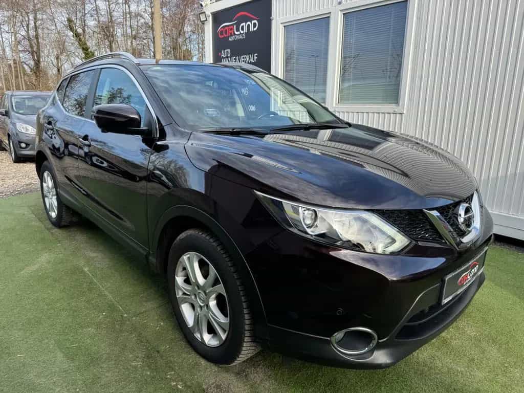 Nissan Qashqai 360° Aut. -PANO-NAVI-1.Hand-Viele EXTRA! 10/2015-photo-1