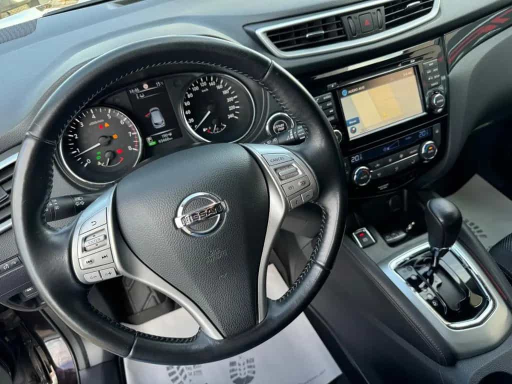 Nissan Qashqai 360° Aut. -PANO-NAVI-1.Hand-Viele EXTRA! 10/2015-photo-12