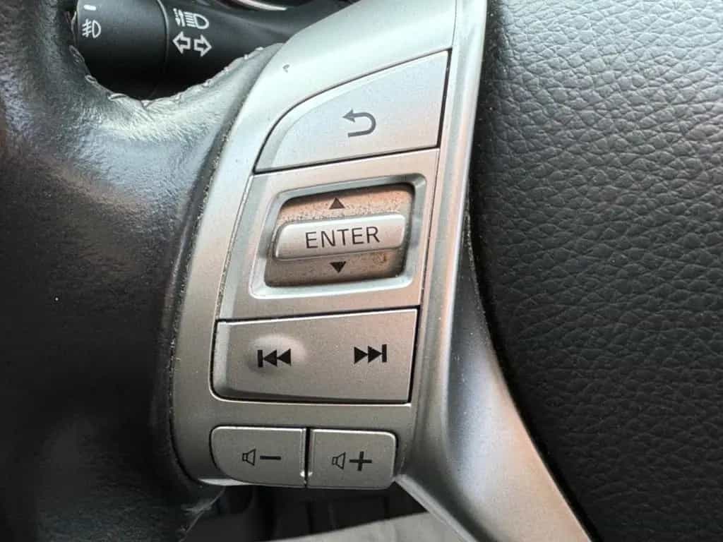 Nissan Qashqai 360° Aut. -PANO-NAVI-1.Hand-Viele EXTRA! 10/2015-photo-28