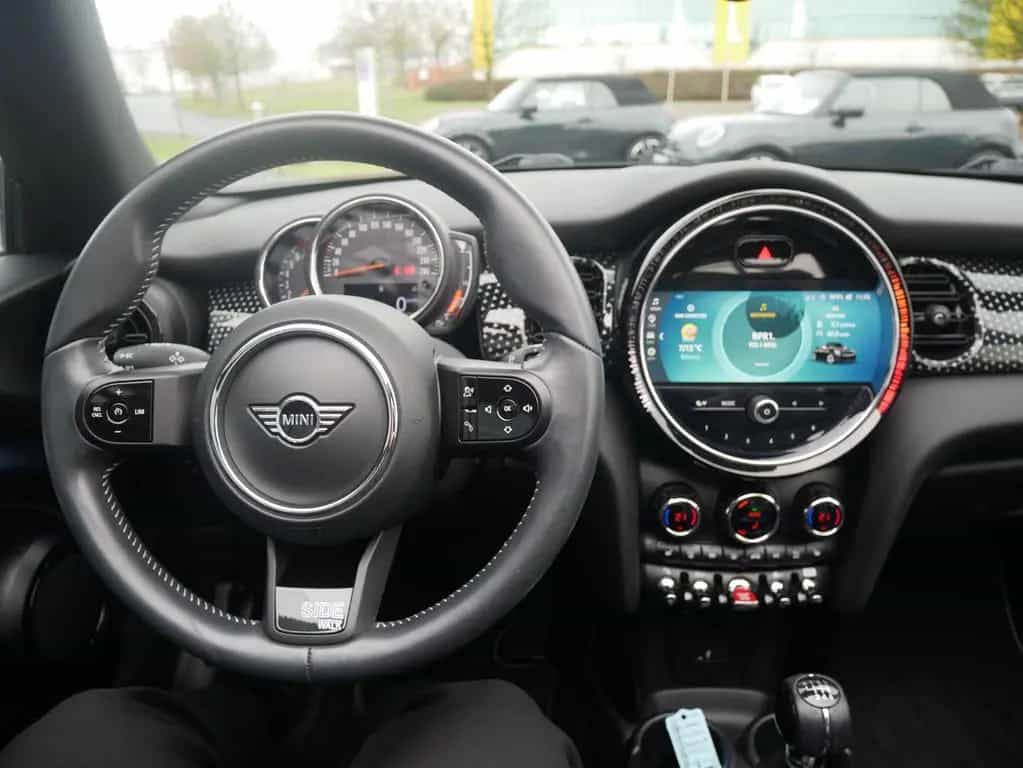 MINI One Cabrio SIDEWALK EDITION Leder RFK 11/2021-photo-14