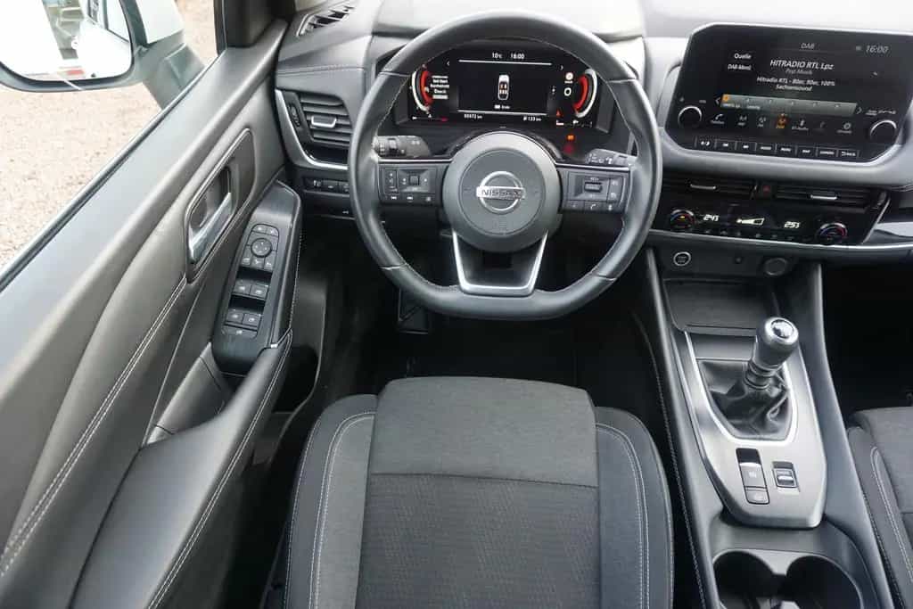 Nissan Qashqai 1.3 DIG-T mHev LED Navi 360° ACC 09/2022-photo-10