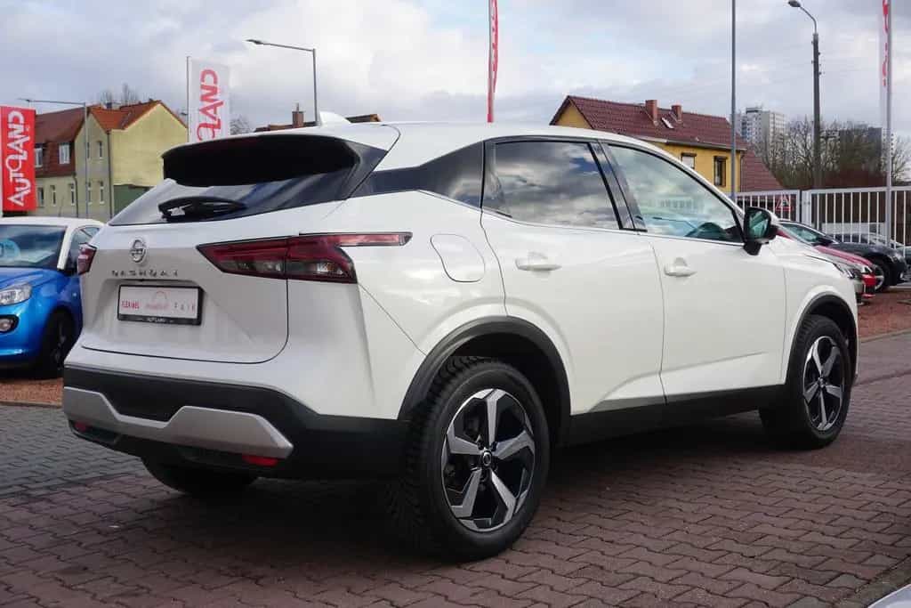 Nissan Qashqai 1.3 DIG-T mHev LED Navi 360° ACC 09/2022-photo-2