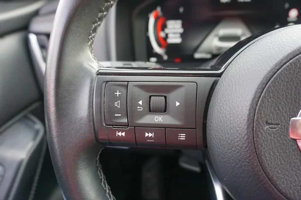 Nissan Qashqai 1.3 DIG-T mHev LED Navi 360° ACC 09/2022-photo-22