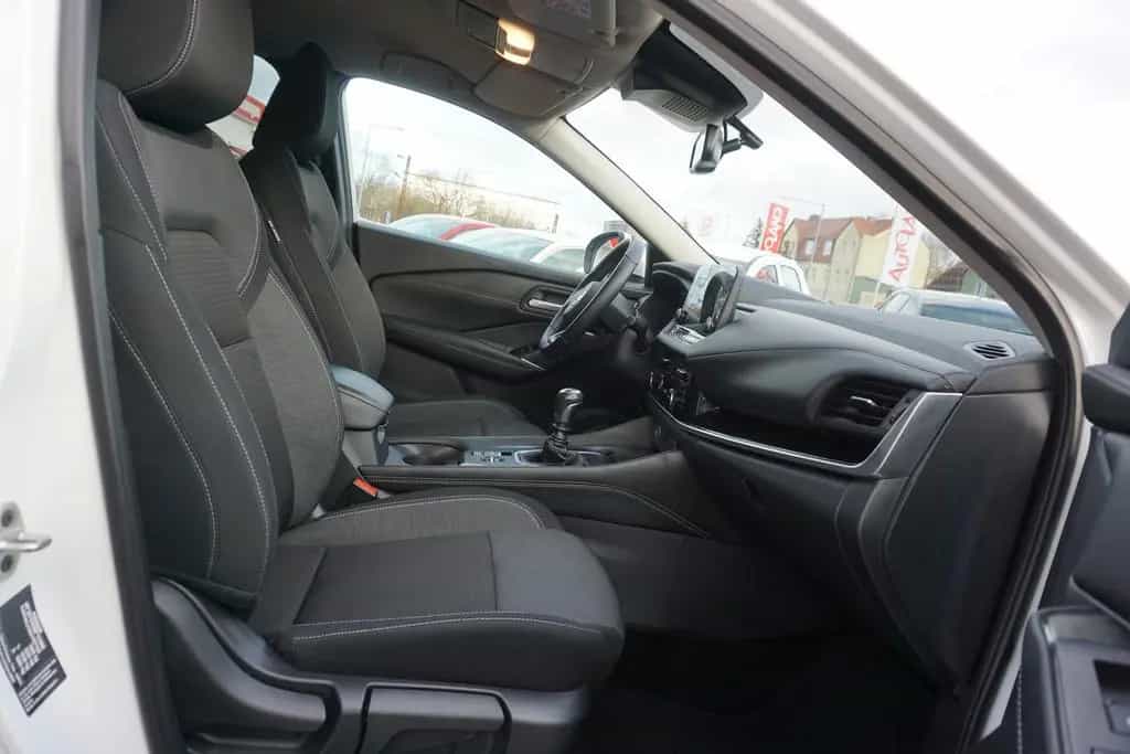 Nissan Qashqai 1.3 DIG-T mHev LED Navi 360° ACC 09/2022-photo-26
