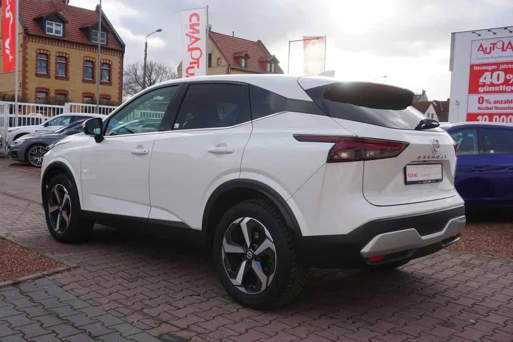 Nissan Qashqai 1.3 DIG-T mHev LED Navi 360° ACC 09/2022-photo-4