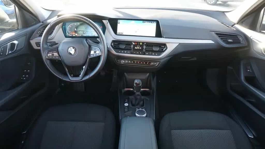 BMW 118 i Advantage LED Navi Digitales Cockpit PDC 07/2022-photo-12